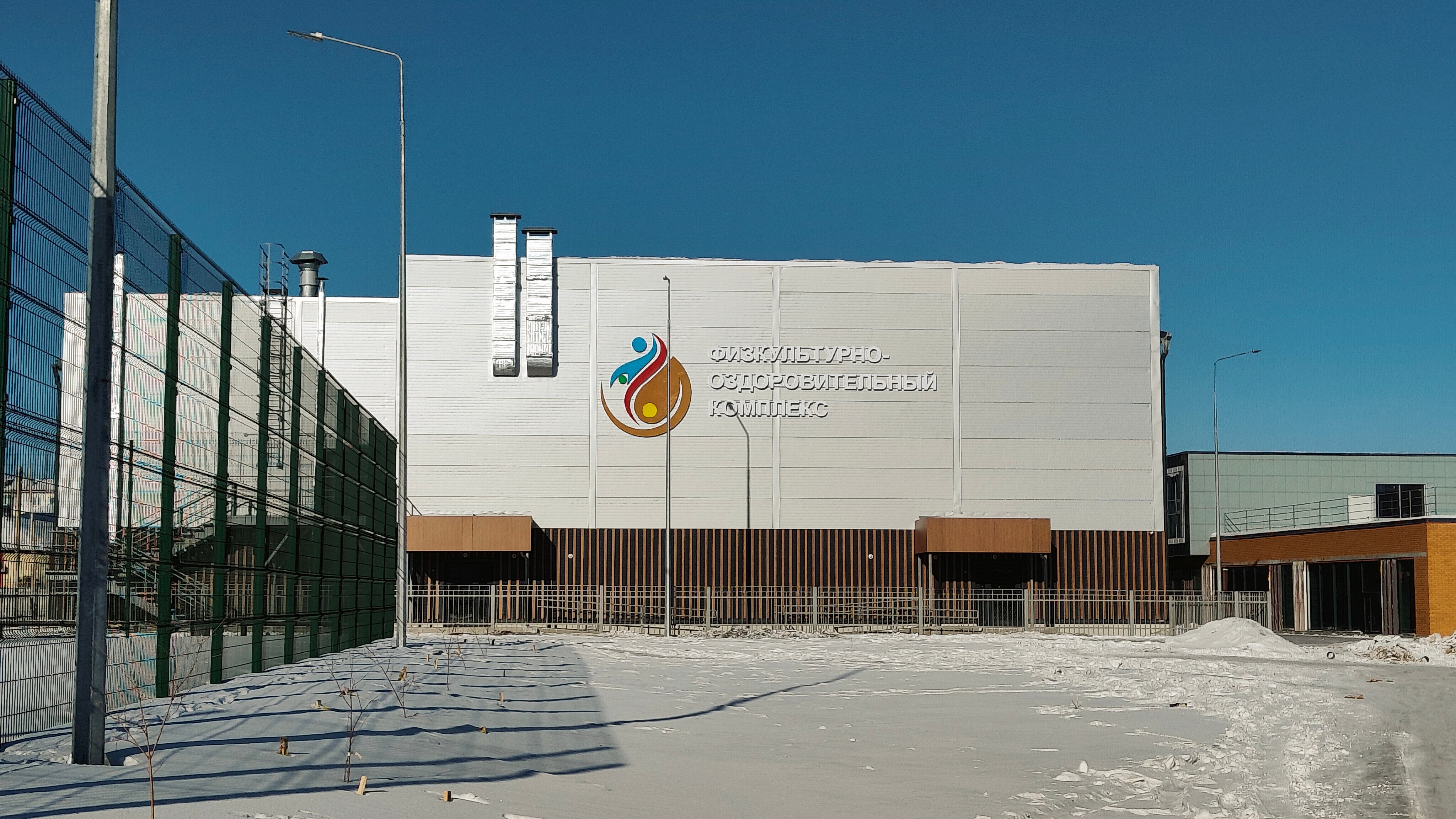 Тулиевый волоконный лазер